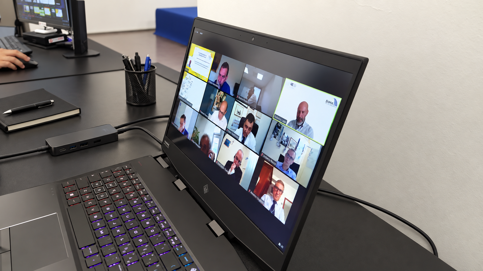 Postazione Fast Video Produzioni per webinar con relatori collegati da remoto